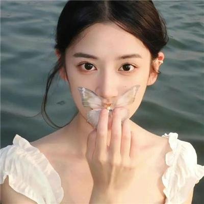 爱上百份百英雄
